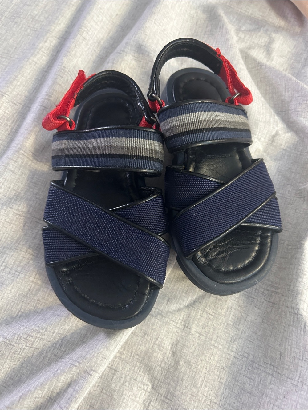 Bonpoint Kids Navy sandals size 26